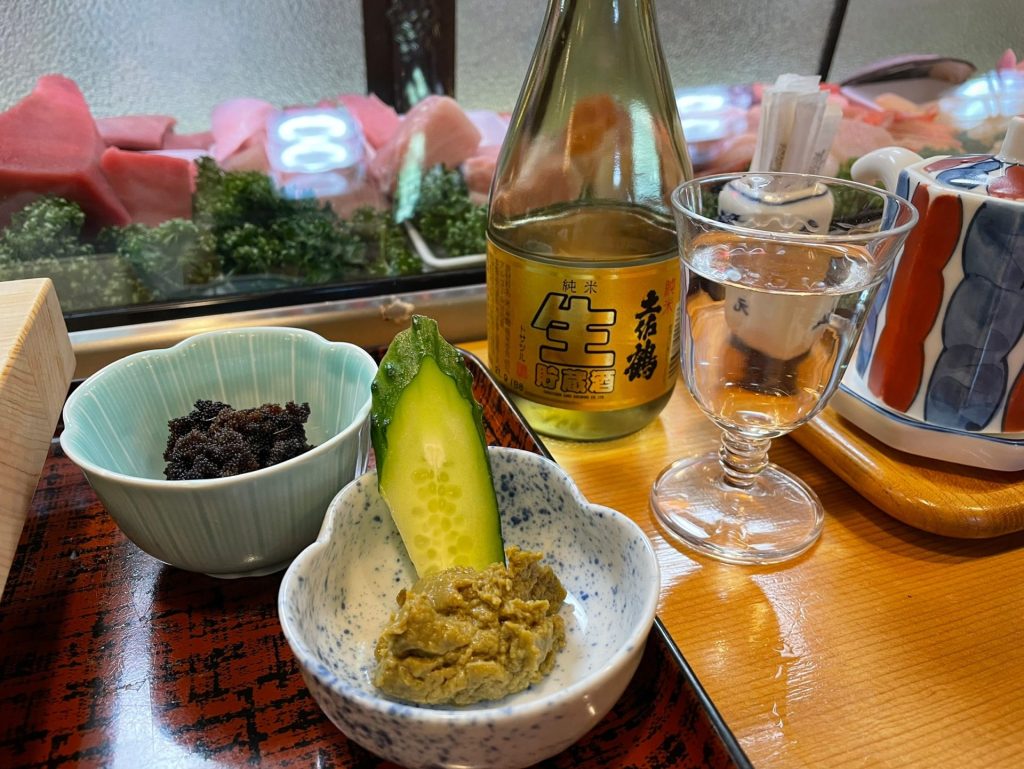 お寿司屋さんならではの珍味は日本酒にぴったり