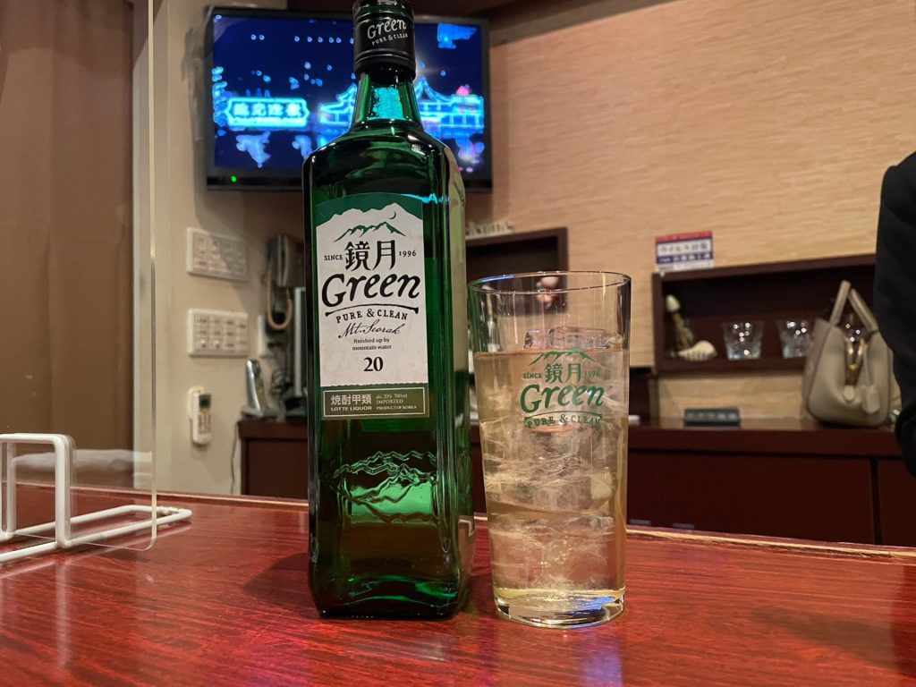 焼酎ボトルは鏡月