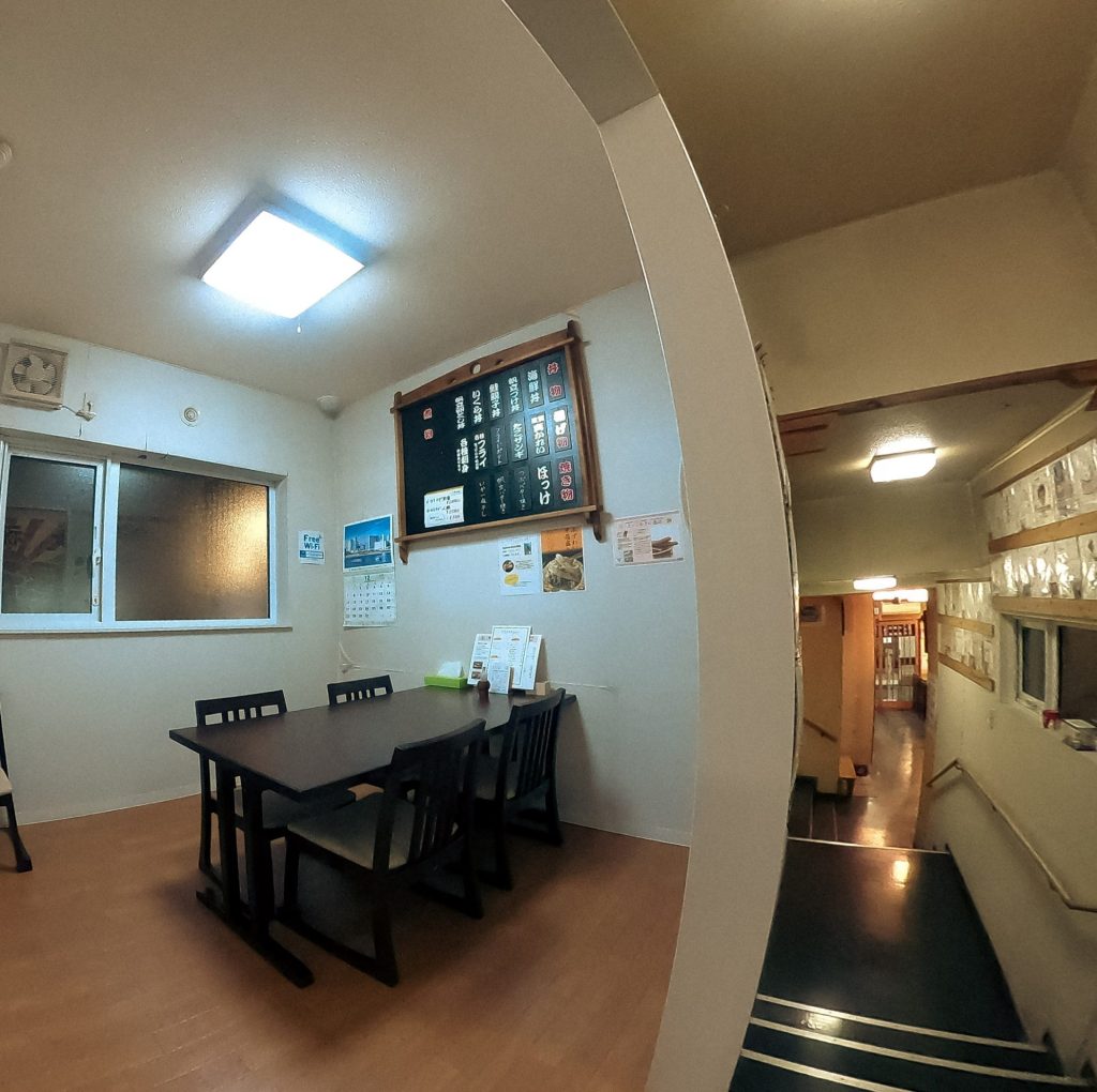 二階には小上がり