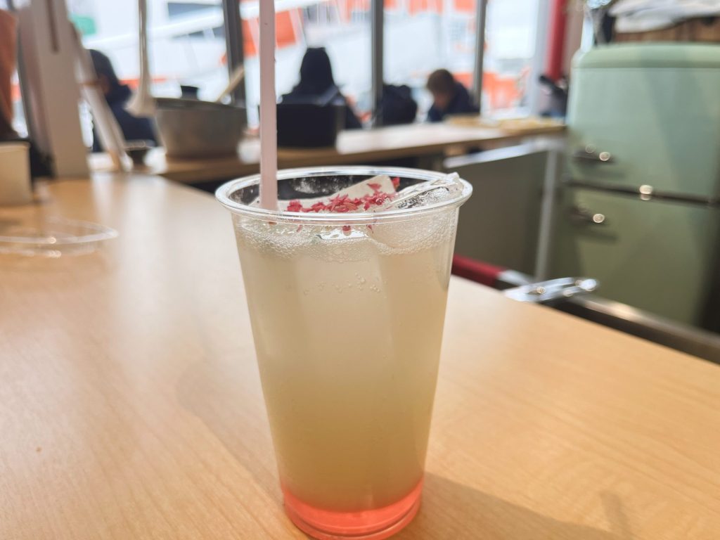 カリンパニ（チェリーソーダ）さっぱりとした味わい!!